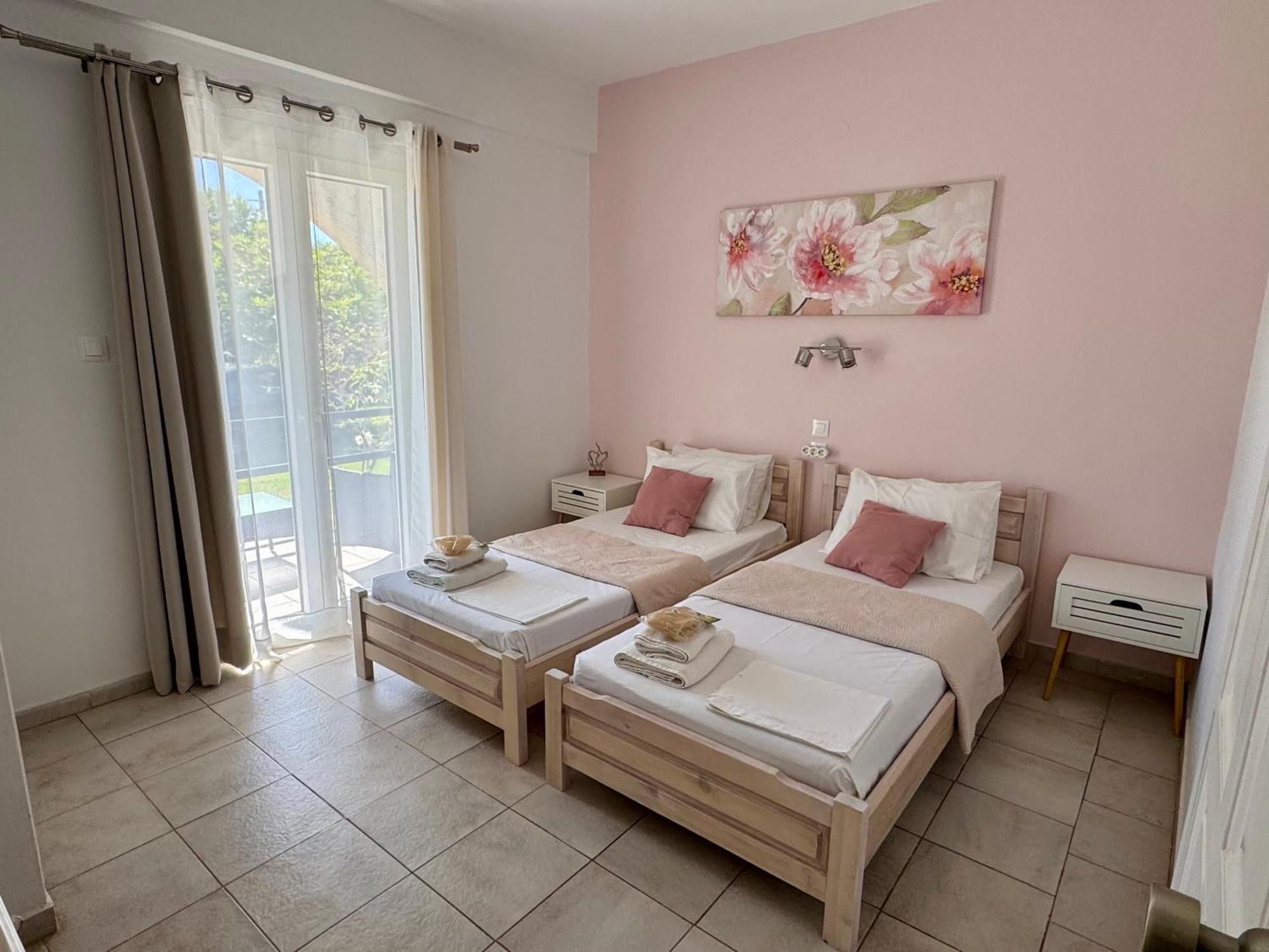 Sungate Villas Paralía Almirú Kültér fotó
